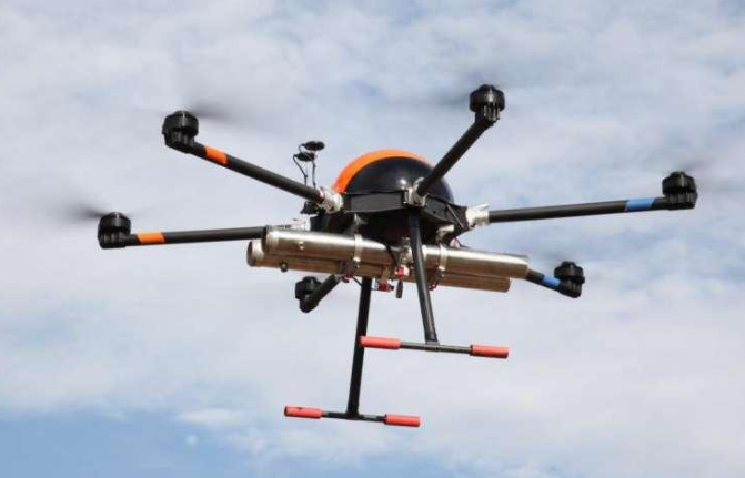 无人机也能用作消防,消防无人机的前景有哪些(图1) 无人机也能用作消防,消防无人机的前景有哪些(图1)